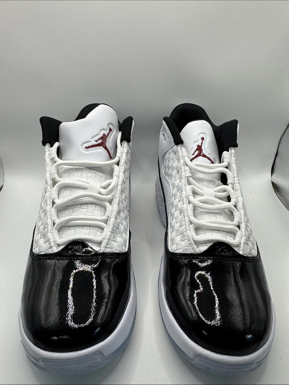 Air Jordan 11 Retro Low 'Concord' Men's Shoes - White/Black